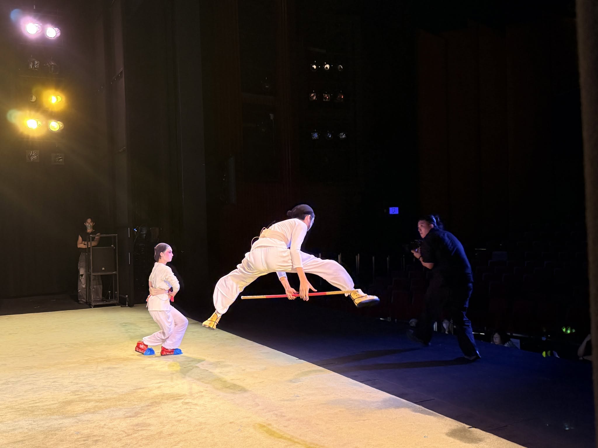學校本年度參與康文署「少年登台：學校演藝實踐計劃」，與藝團攜手，持續培育學生成為粵劇新星 - 圖片 8