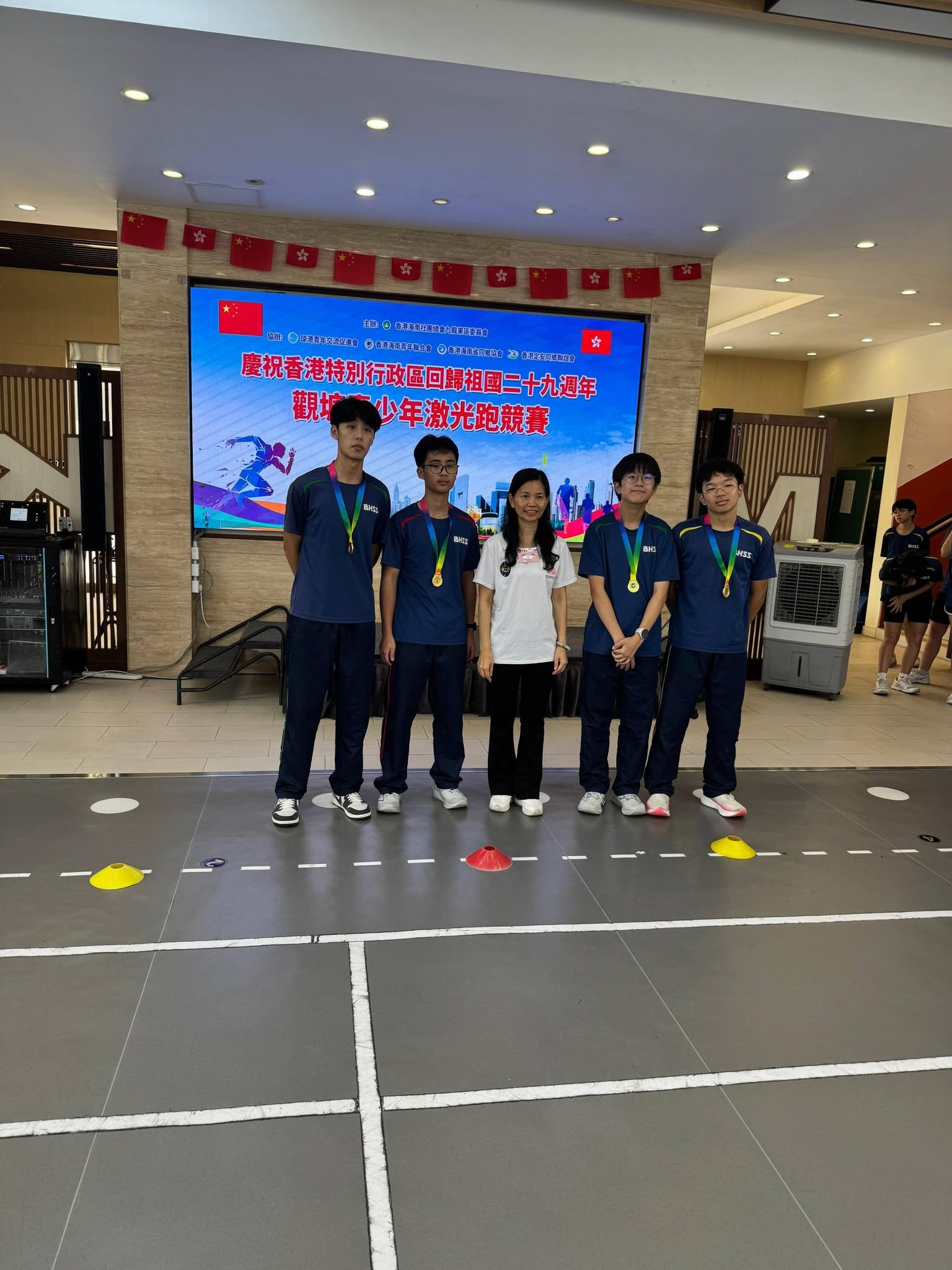 本校學生在中國香港激光跑總會舉辦的青少年激光跑競賽，獲得多個奬項。 - 圖片 3