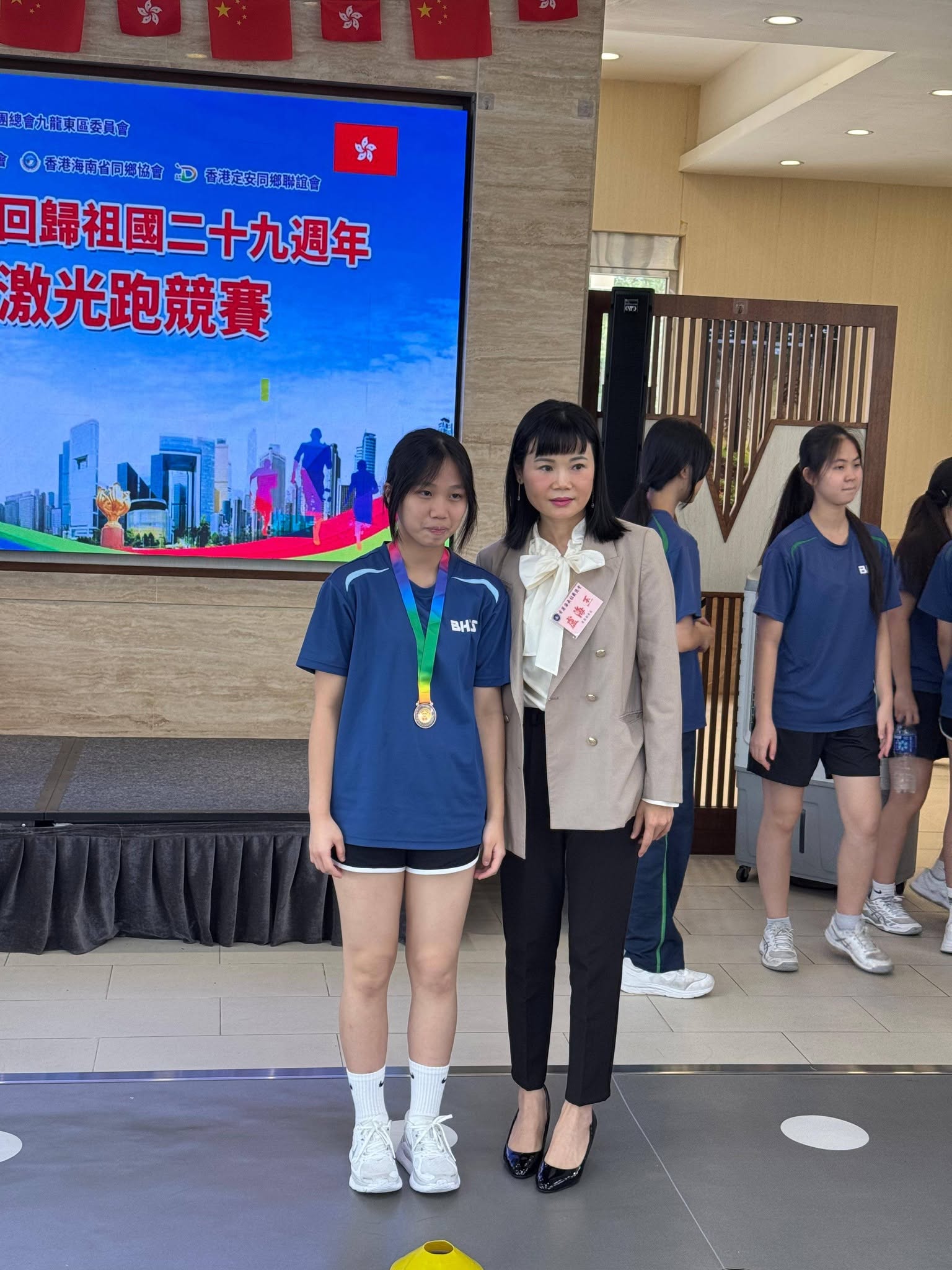 本校學生在中國香港激光跑總會舉辦的青少年激光跑競賽，獲得多個奬項。 - 圖片 10